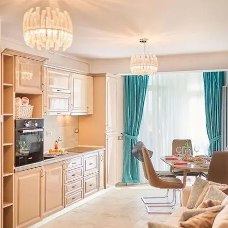 Sea View Alezzi Apartamento