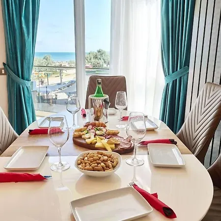 Sea View Alezzi Apartamento